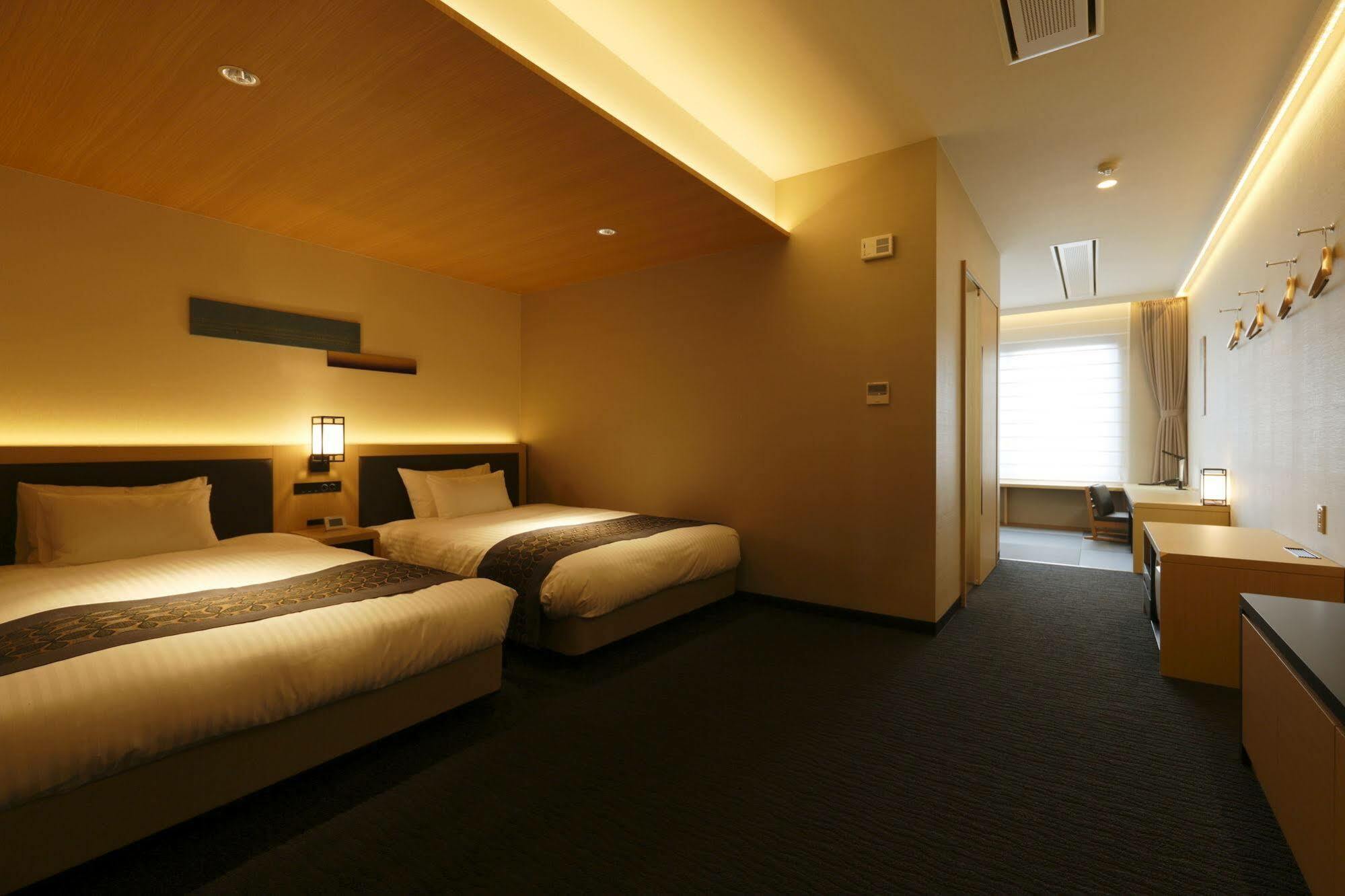 Kanazawa Sainoniwa Hotel Ngoại thất bức ảnh